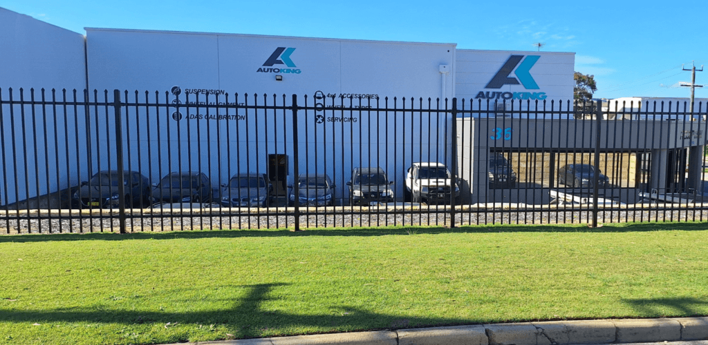auto-king-garrison-fencing-front-web-1