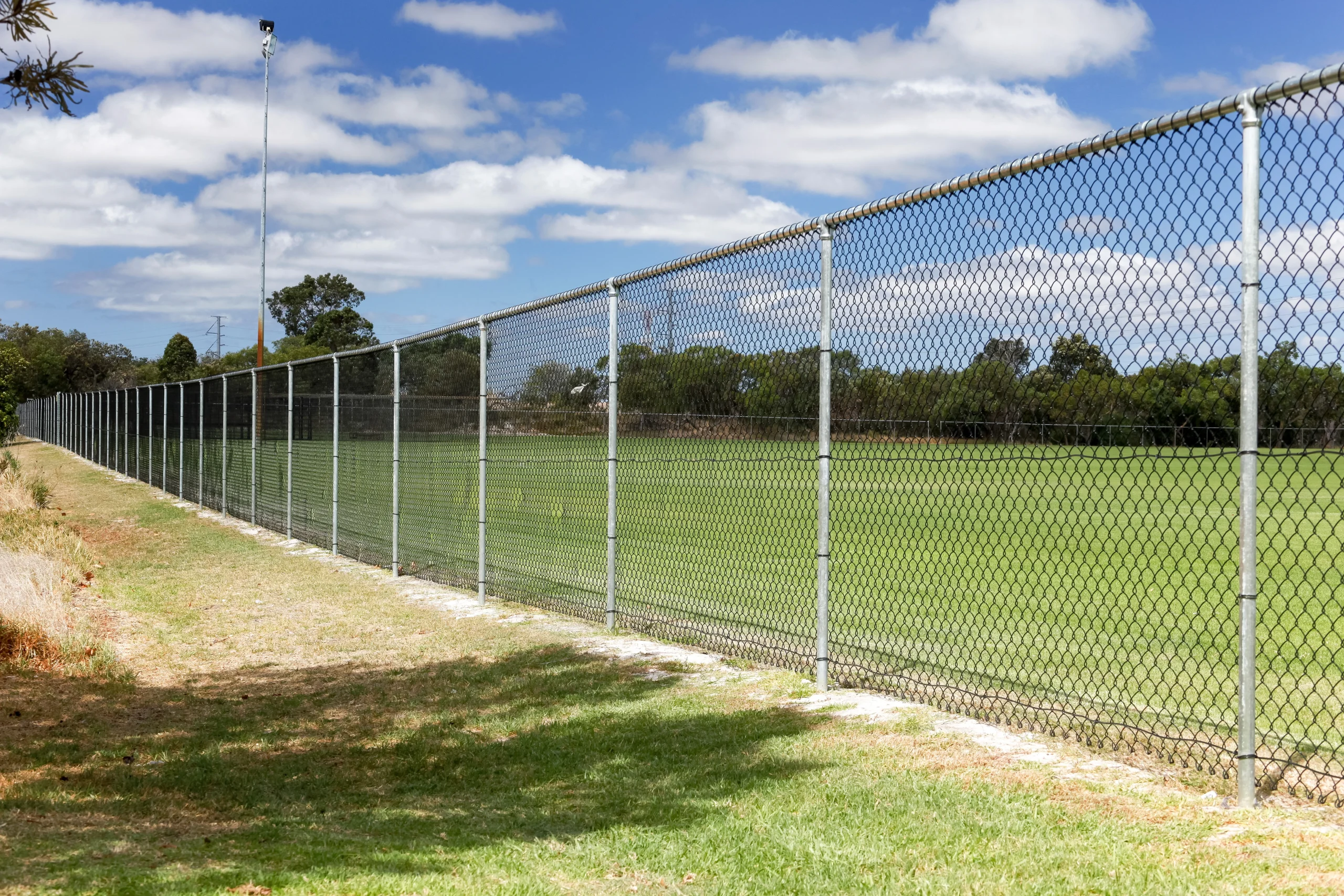 Chain Wire-Fencing-Galv-Melville City Diamond Court, Leeming-2016 (13)